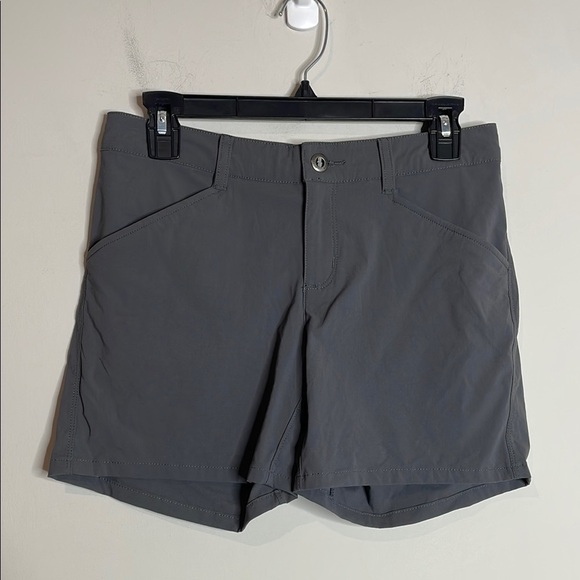 Patagonia | Women’s Grey 5in Inseam Shorts Size 2 - Picture 1 of 6